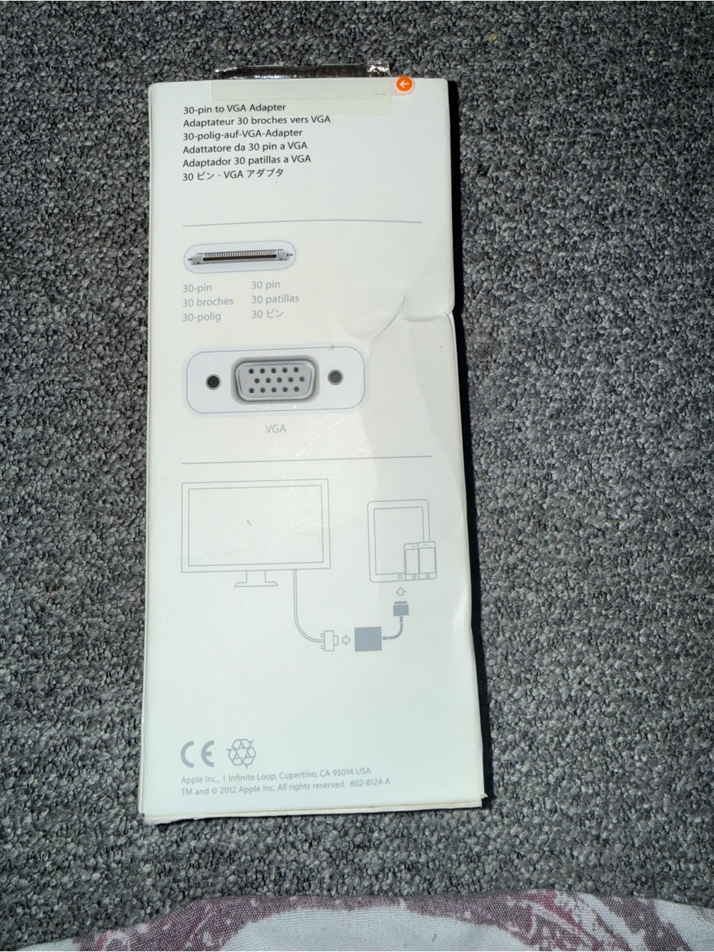 Apple 30-Pin to VGA Adapter Packaging - White